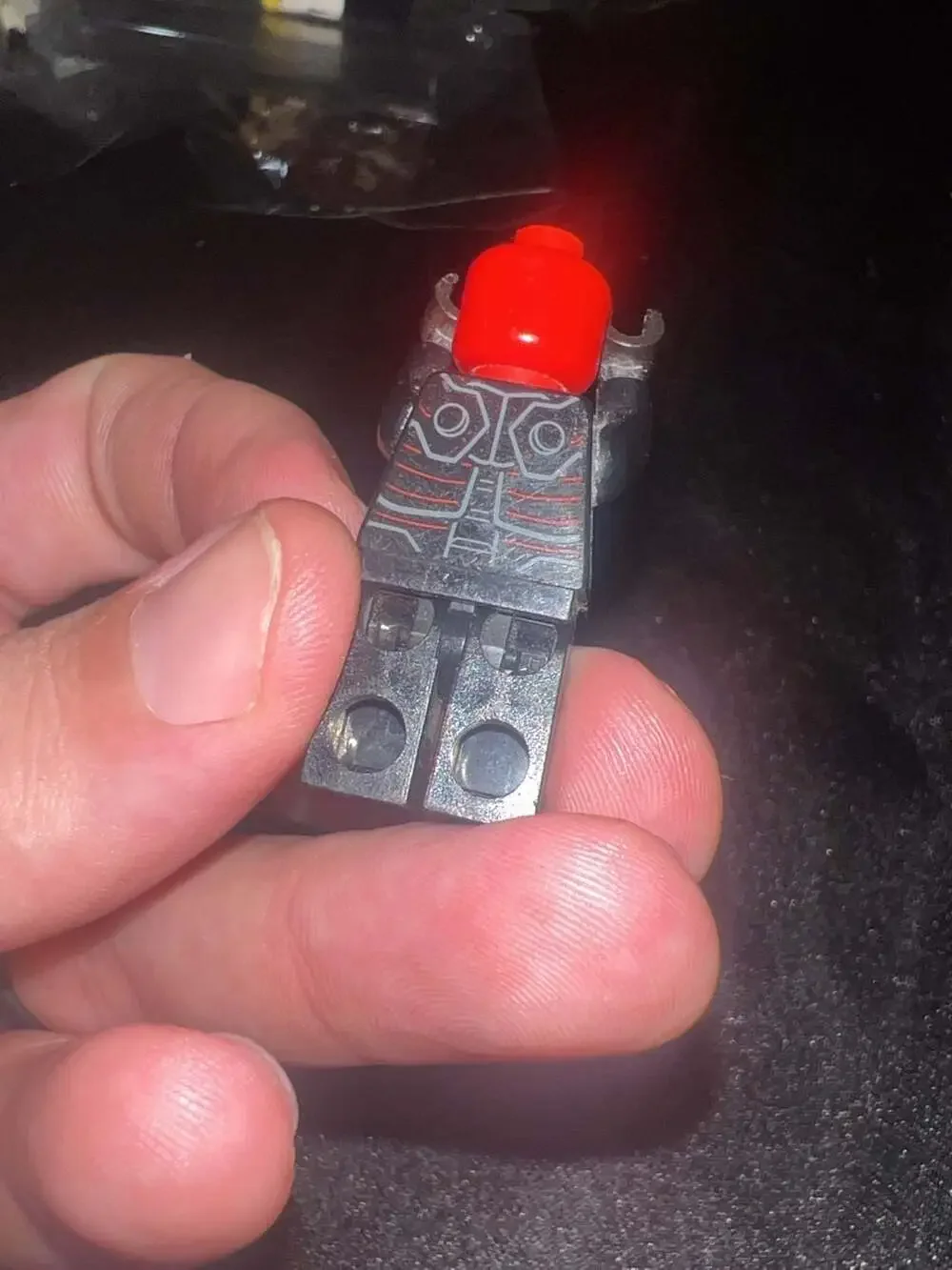 LEGO Marvel Super Heroes Iron Skull Minifigure (sh0215) - Picture 4 of 4